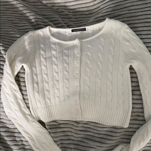 Brandy Melville cropped sweater NWOT